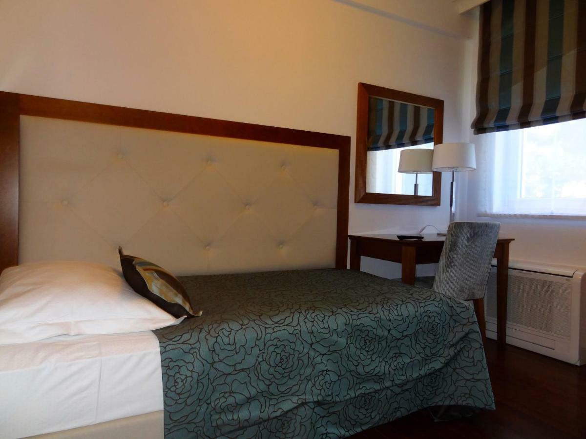 Apartments Ruza Makarska Eksteriør billede