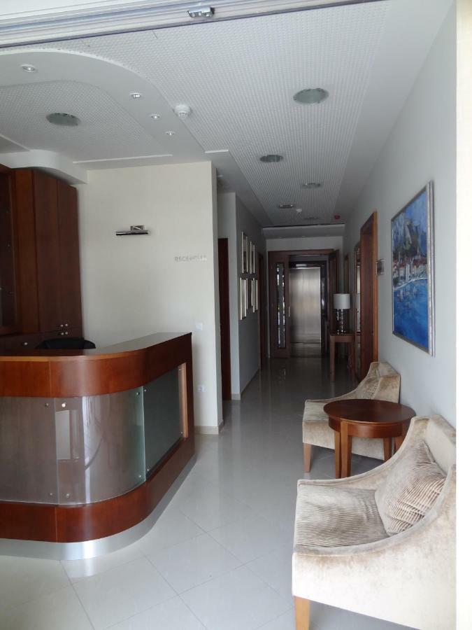 Apartments Ruza Makarska Eksteriør billede